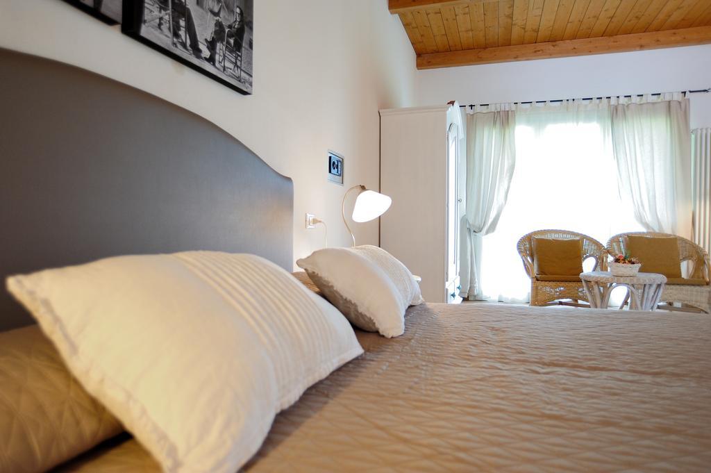 ברטינורו Agriturismo Al Colle מראה חיצוני תמונה