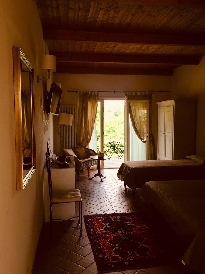 ברטינורו Agriturismo Al Colle מראה חיצוני תמונה